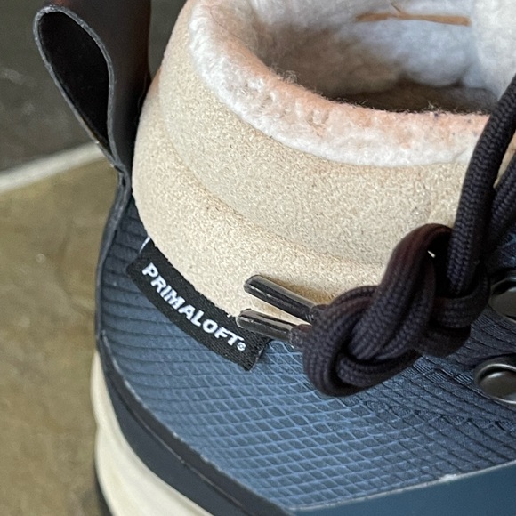 NEW BALANCE WINTER HIKING BOOT IN NAVY - Picture 13 of 16